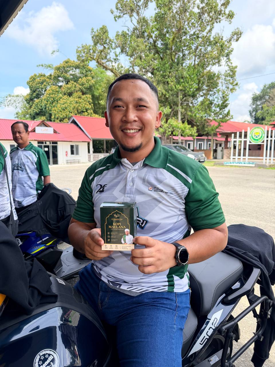 Pelanggan Kopi Maulana 5